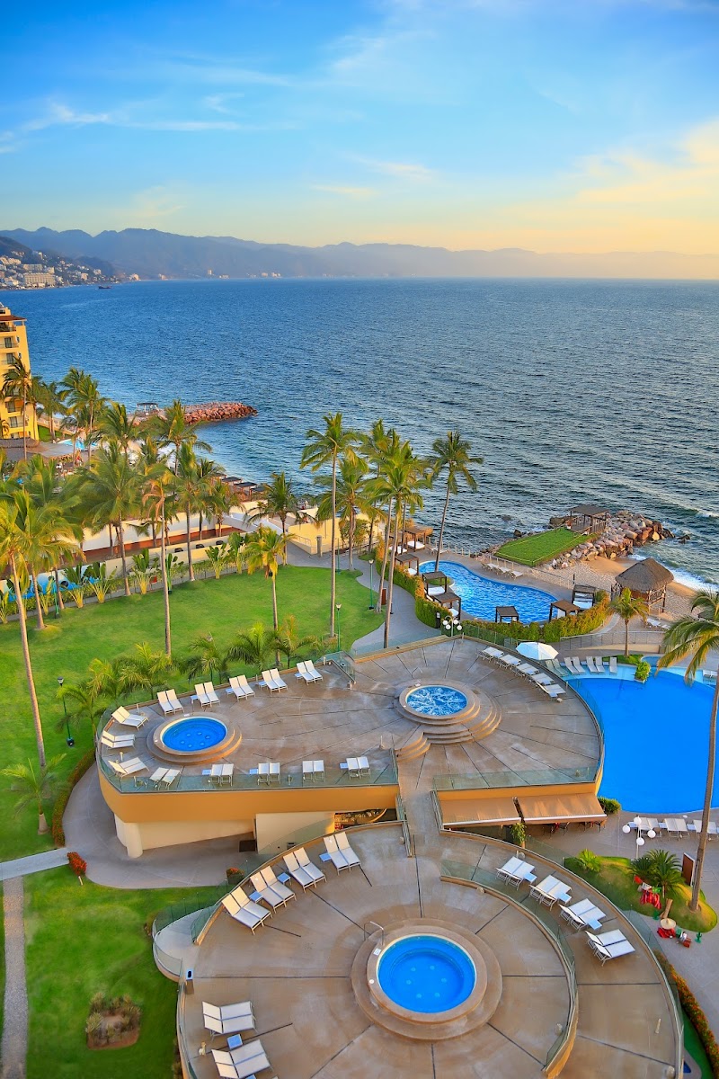Sunset Plaza Beach Resort & Spa
