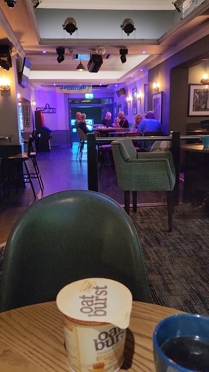 Hanover Hotel & McCartneys Bar photo 2