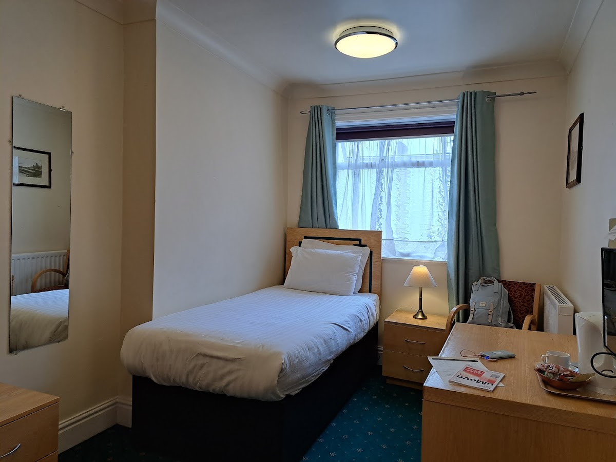 Hanover Hotel & McCartneys Bar photo 3