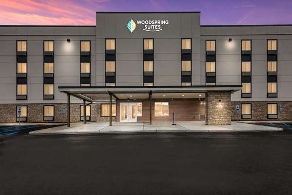 WoodSpring Suites Linden