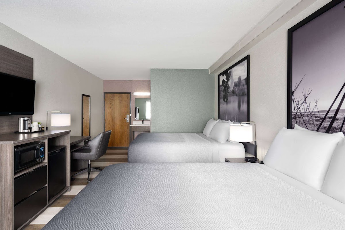 Super 8 by Wyndham Columbus photo 2