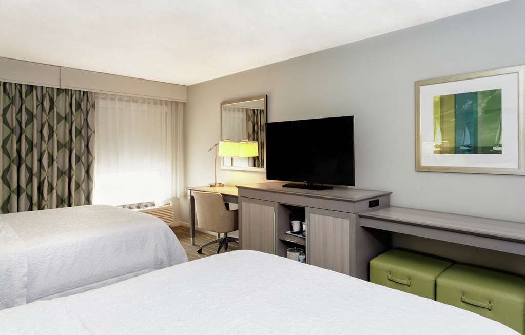 Hampton Inn Melbourne photo 2