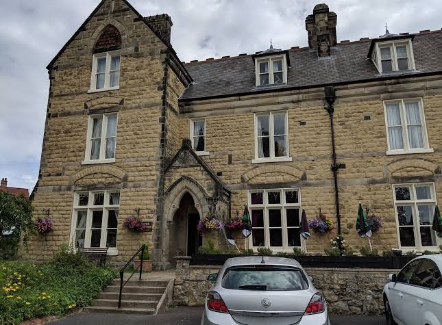 The Mount & Wills Bar