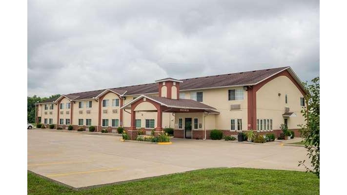 Super 8 by Wyndham Mt. Carmel IL