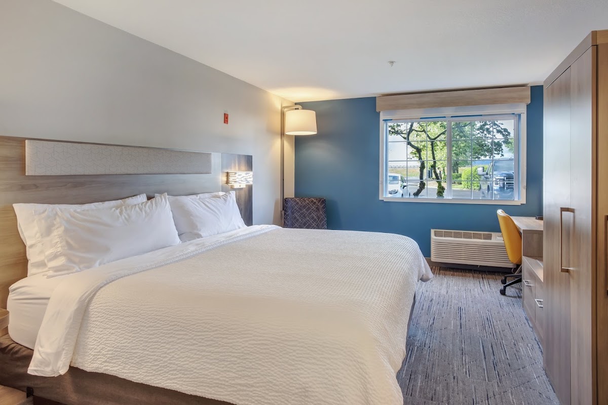 Holiday Inn Express Portland East - Troutdale by IHG photo 2