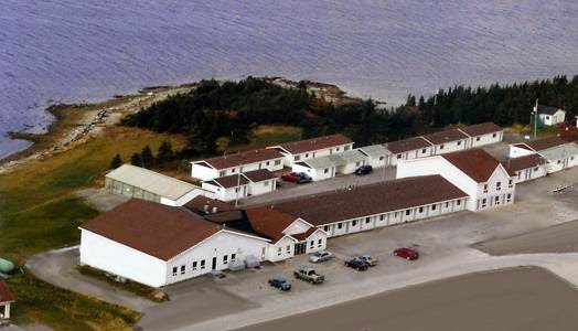 Plum Point Motel & Restaurant