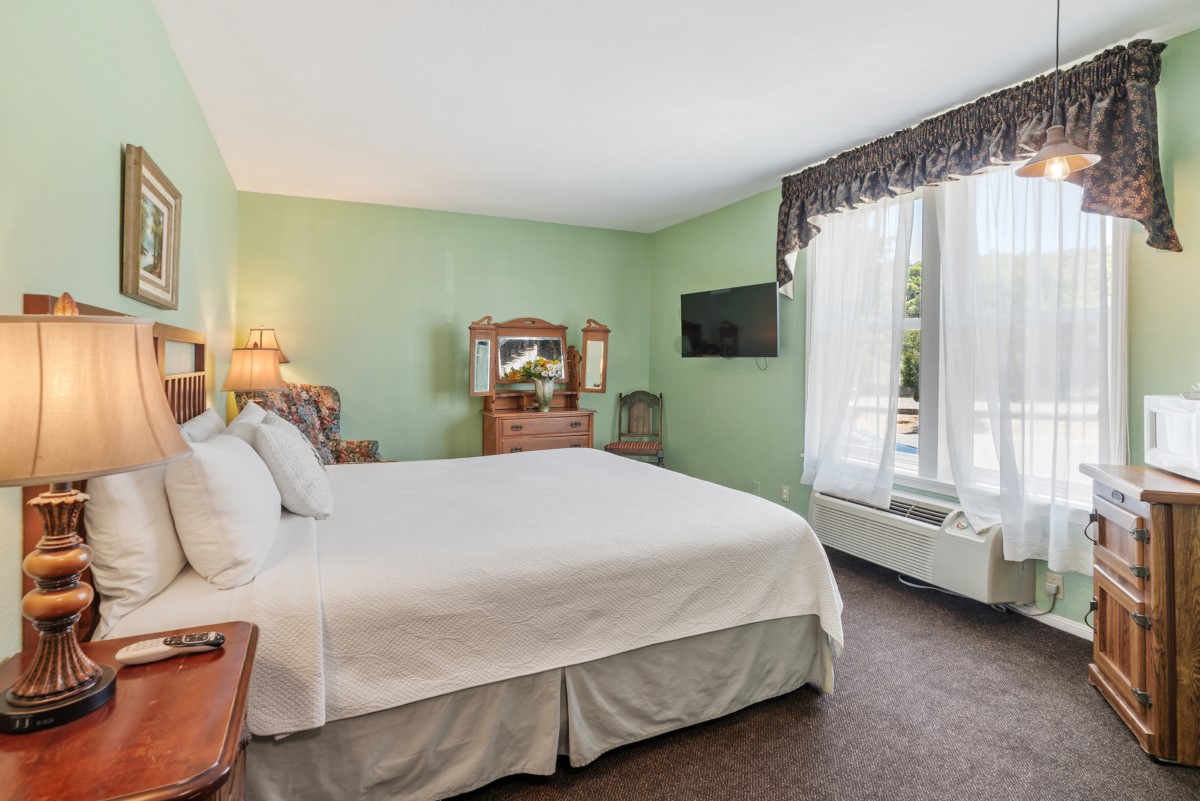 The Julian Lodge photo 2