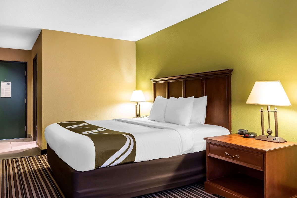 Quality Inn & Suites Columbia I-70 photo 2