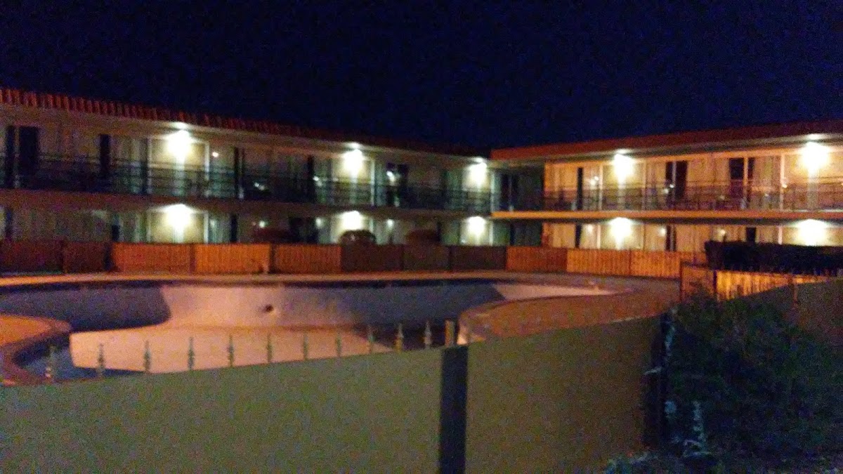 Americas Best Value Inn & Suites Kansas City