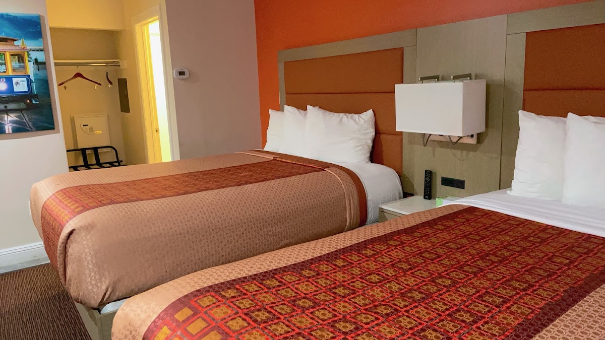 Presidio Parkway Inn photo 2