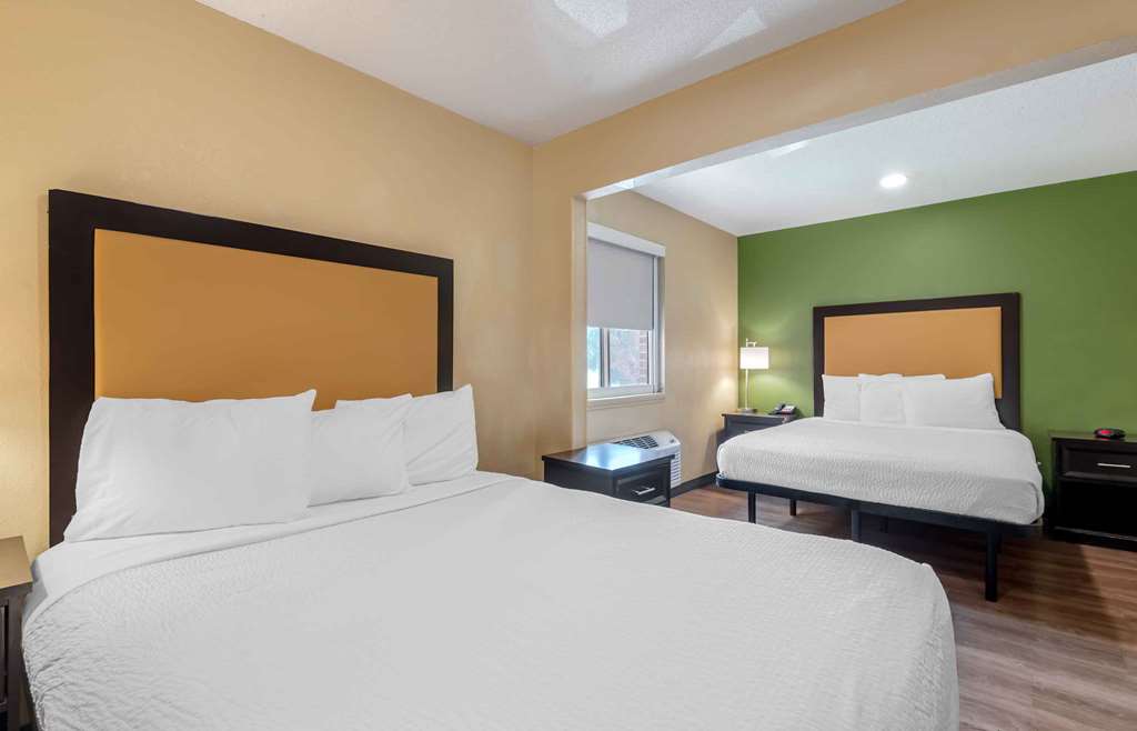 Studio 6 Suites Charlotte, NC - Tyvola Rd/Executive Park photo 2