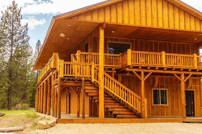 Inn The Pines