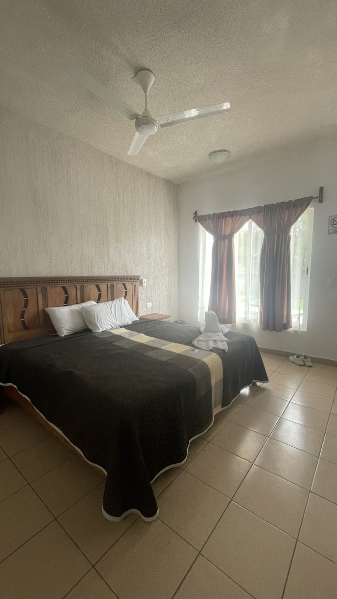 Hotel Sky&palms photo 2