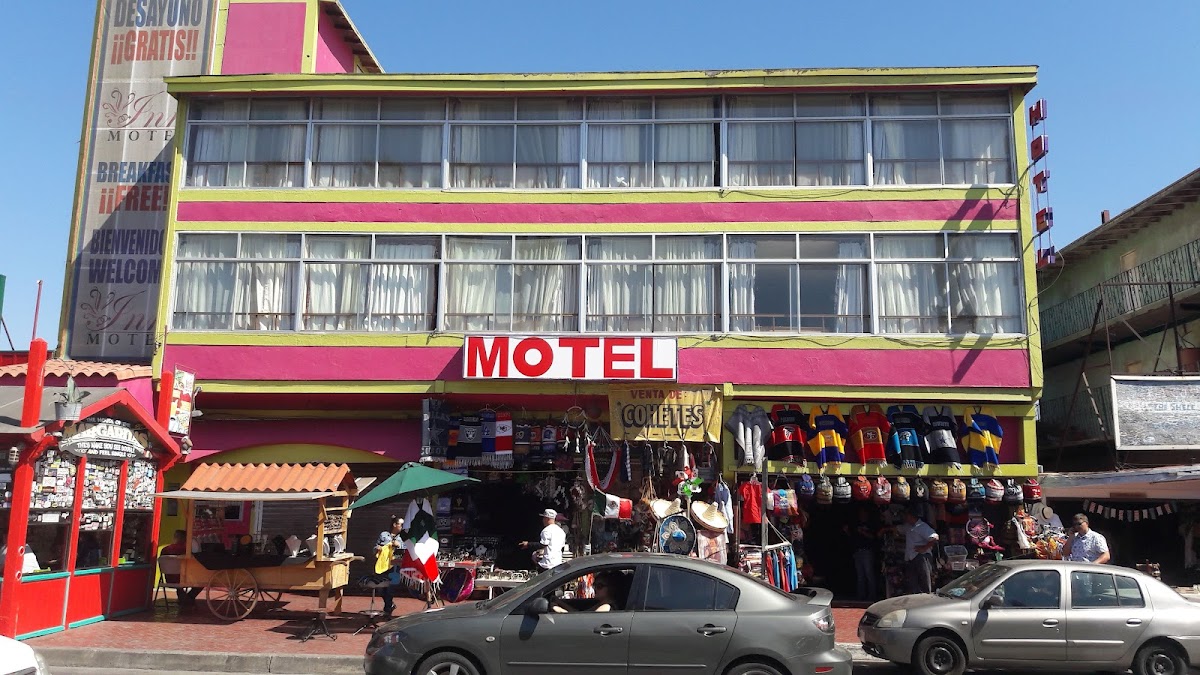 MOTEL CARIBE ENSENADA photo 3