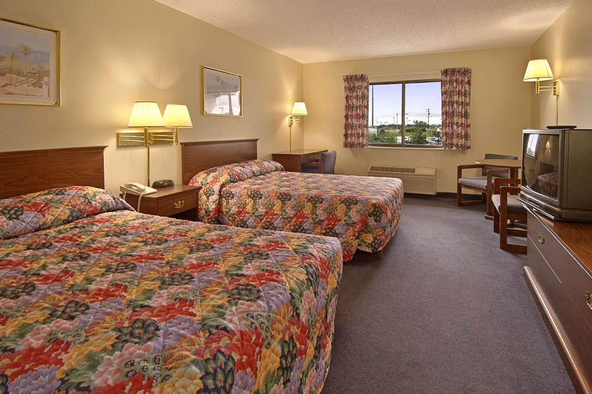 Ramada Limited Mount Sterling photo 2