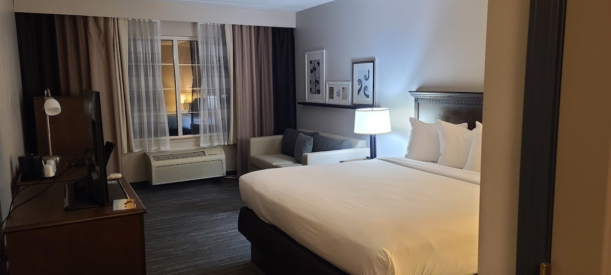 Country Inn & Suites by Radisson, Grand Rapids East, MI photo 2