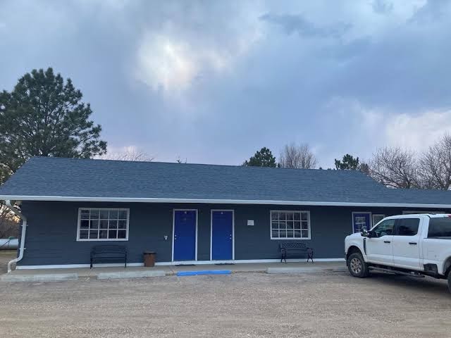 The Dew Drop Inn Motel
