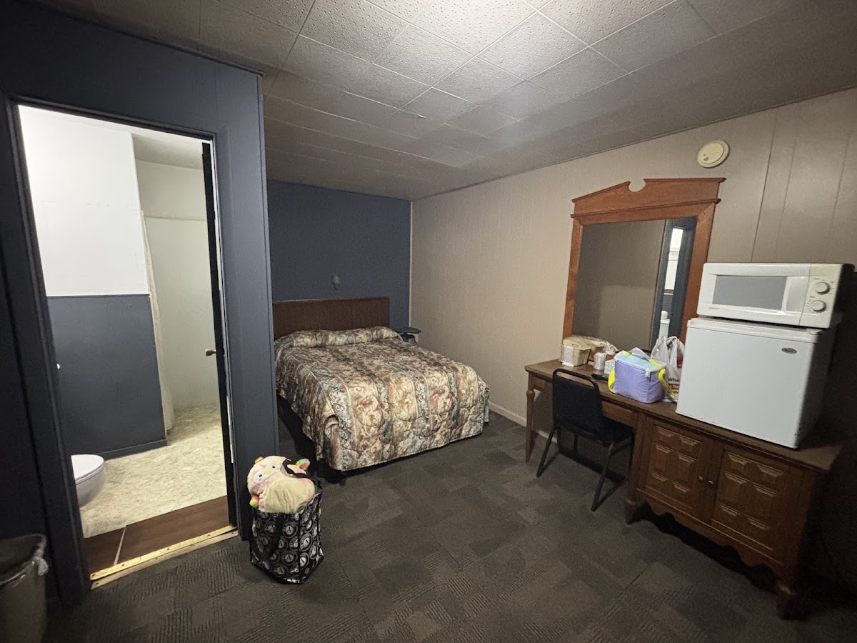 The Dew Drop Inn Motel photo 2