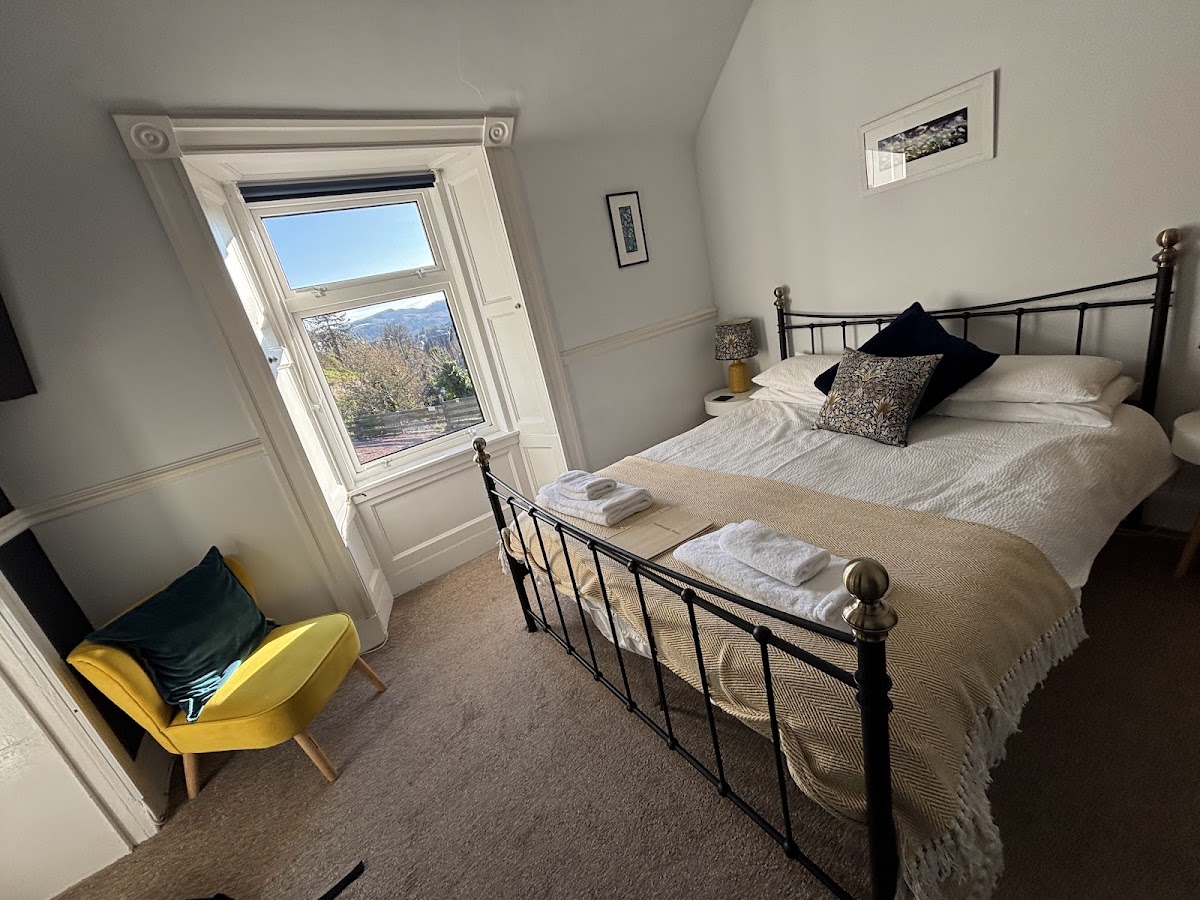 Heatherfield House photo 2