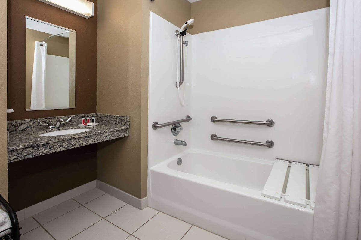 Microtel Inn & Suites By Wyndham Pecos photo 3