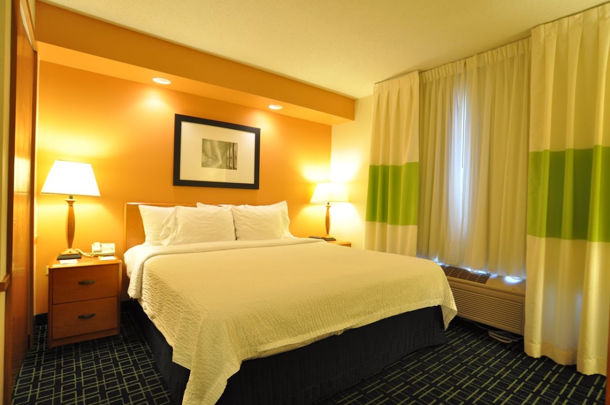 Fairfield by Marriott Inn & Suites Chicago St. Charles photo 2