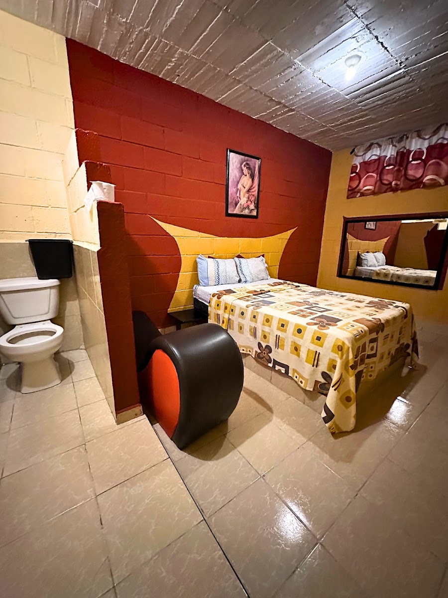Hotel Empire photo 2