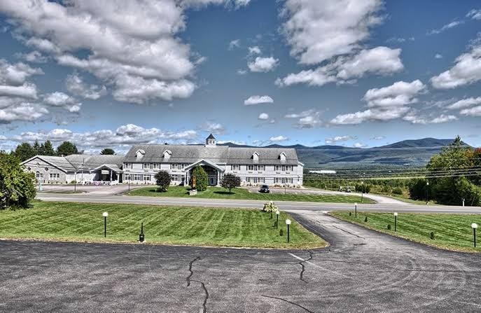 Cabot Inn & Suites
