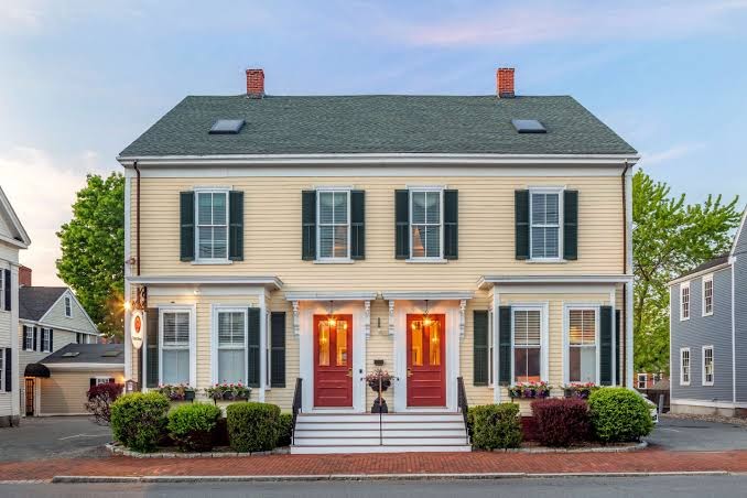 Essex Street Inn