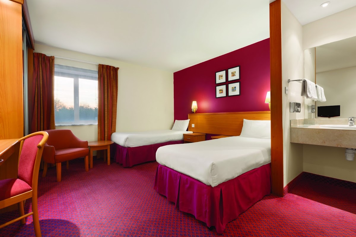 Days Inn Stevenage A1 photo 2