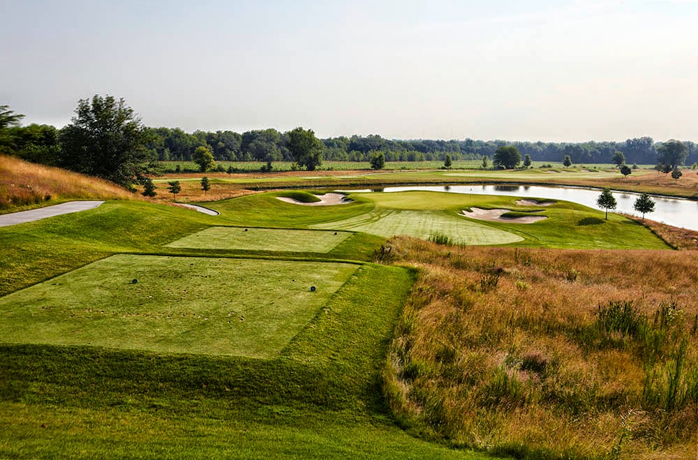 Riverside Casino & Golf Resort photo 2