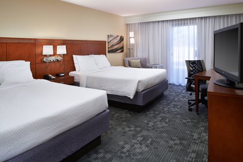 Courtyard by Marriott Rockford photo 2
