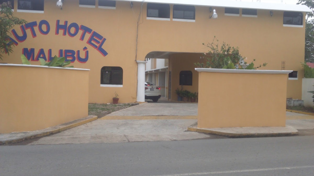 Auto Hotel Malibú