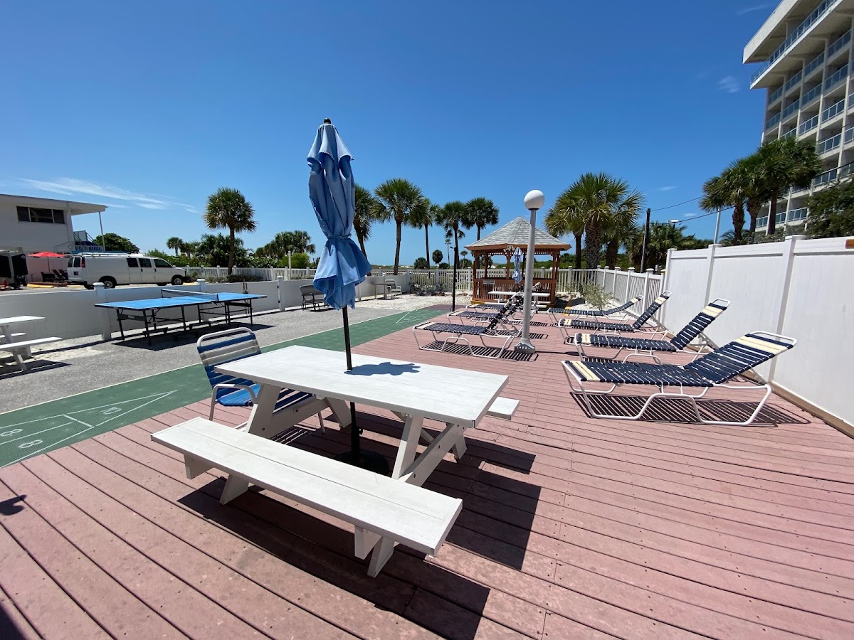 Voyager Beach Club