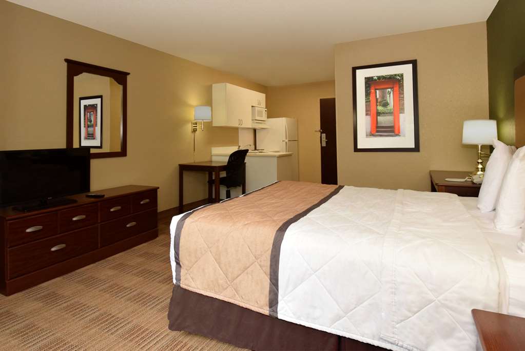 Extended Stay America Suites- Chicago - Romeoville - Bollingbrook photo 3