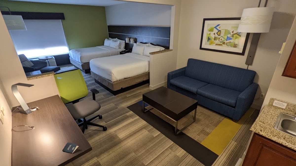 Holiday Inn Express & Suites Cape Girardeau I-55 by IHG photo 2