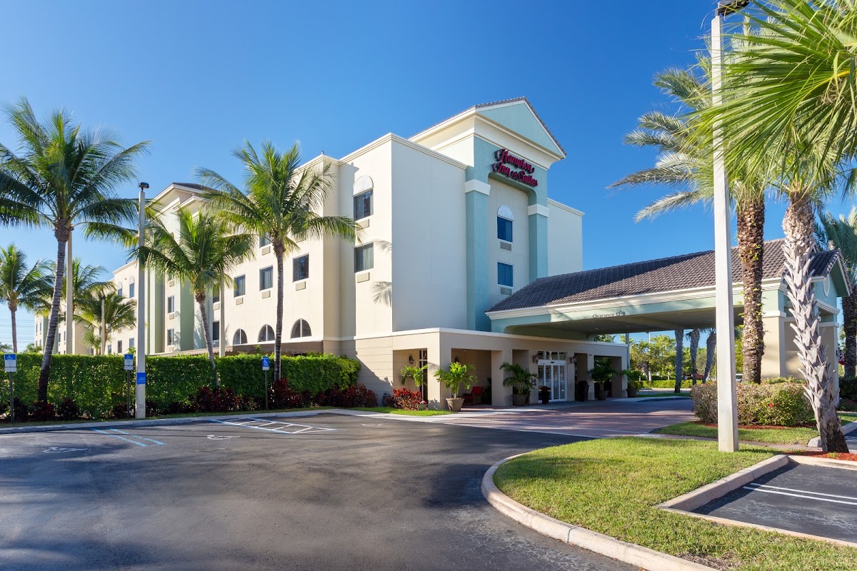 Hampton Inn & Suites Wellington photo 2