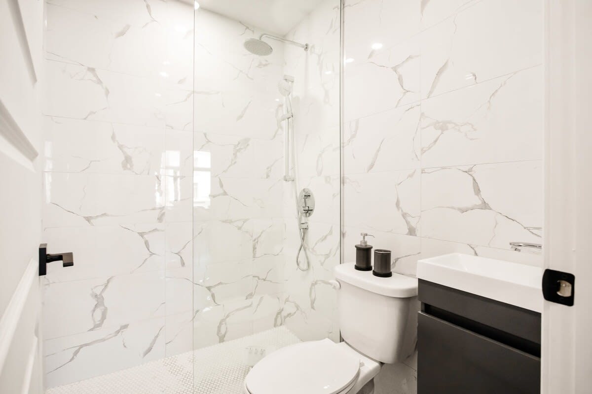 M11 | Le Mile-End Hotel photo 3