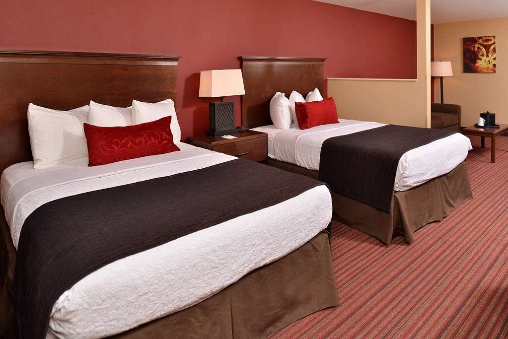 Best Western Woodland Inn photo 2