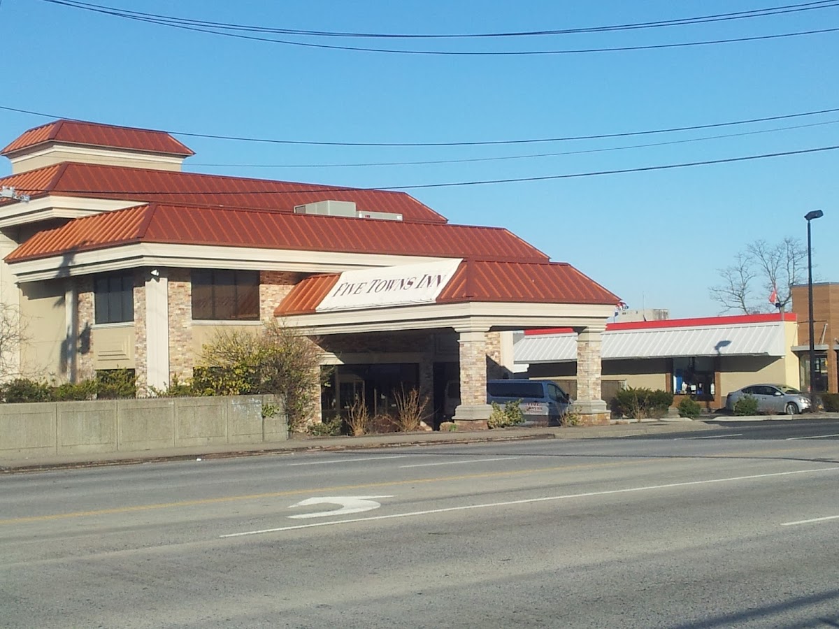 Five Towns Inn photo 3