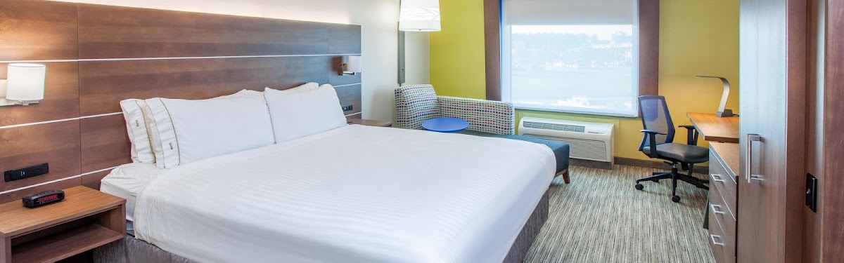 Holiday Inn Express & Suites Texarkana by IHG photo 3