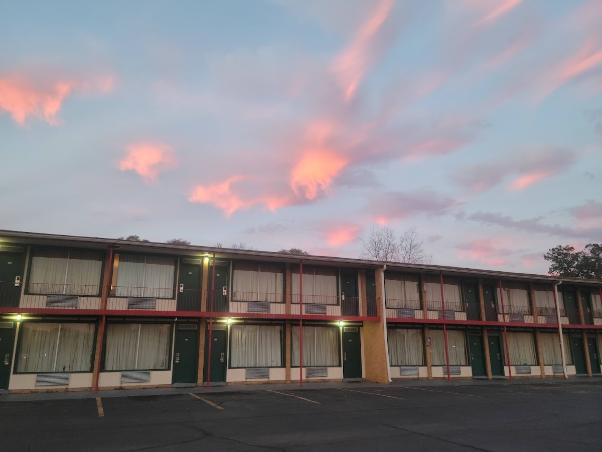 Town House Extended Stay Motel