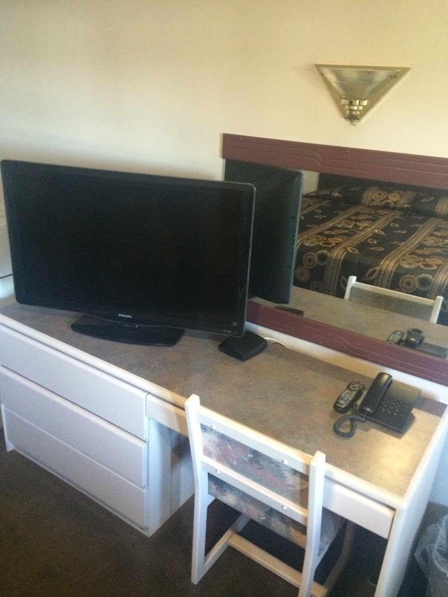 Satellite Motel Medicine Hat photo 3
