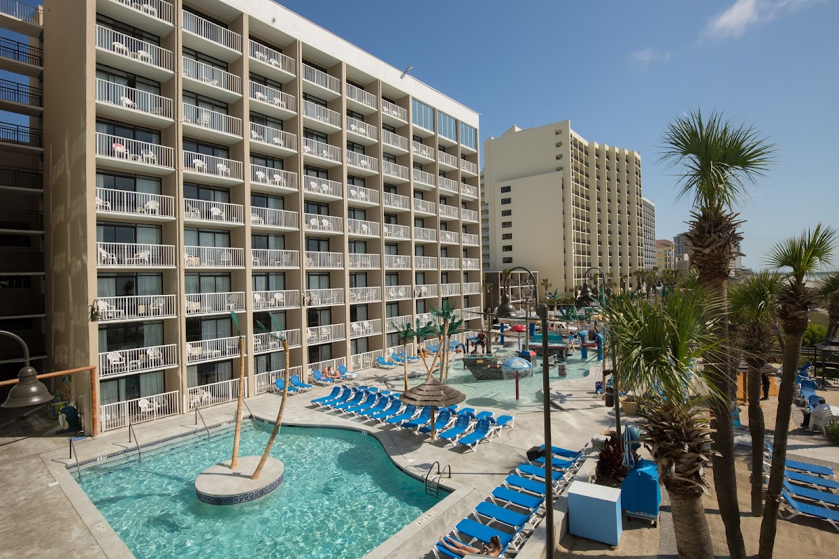 Captain's Quarters Resort
