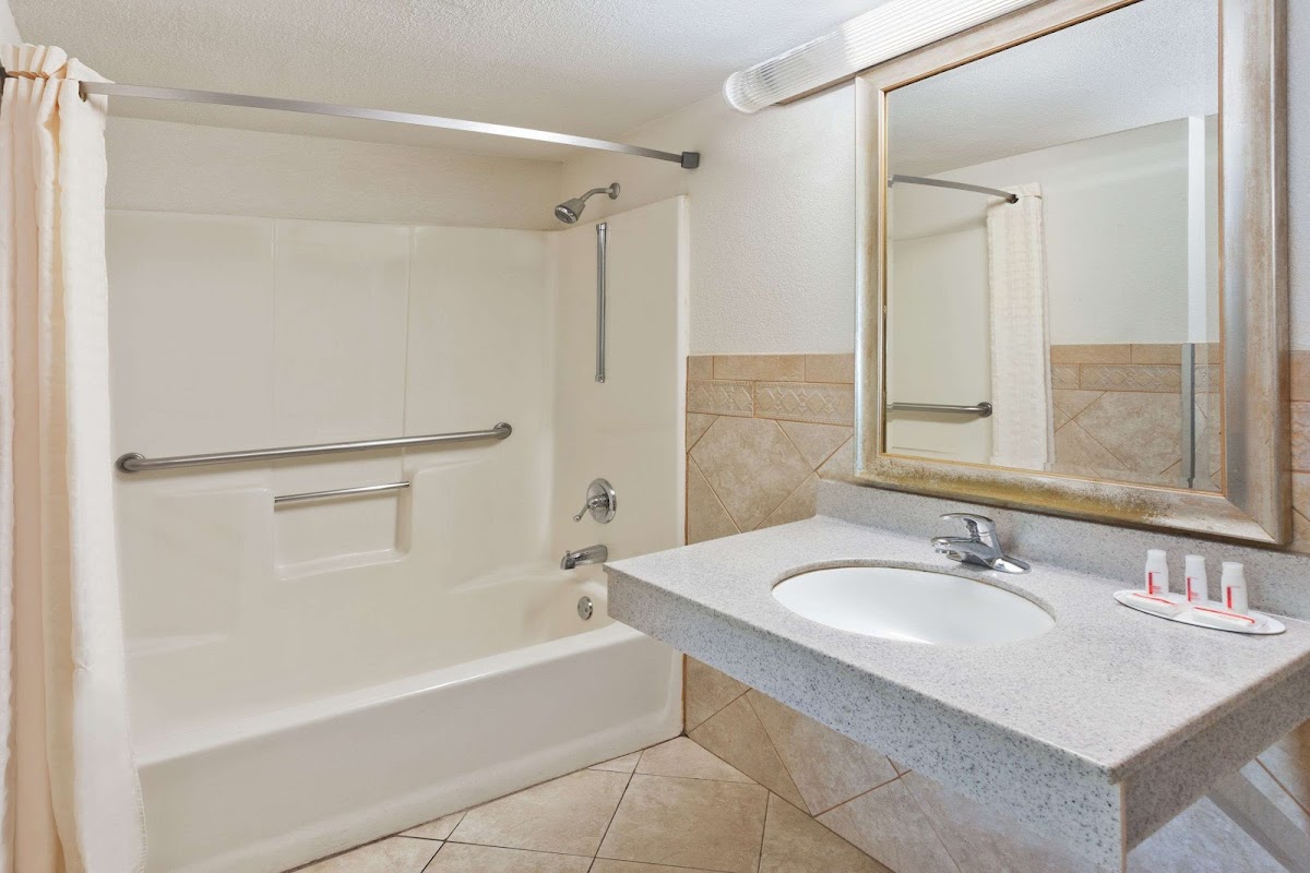 Super 8 by Wyndham Ringgold/Chattanooga Area photo 3