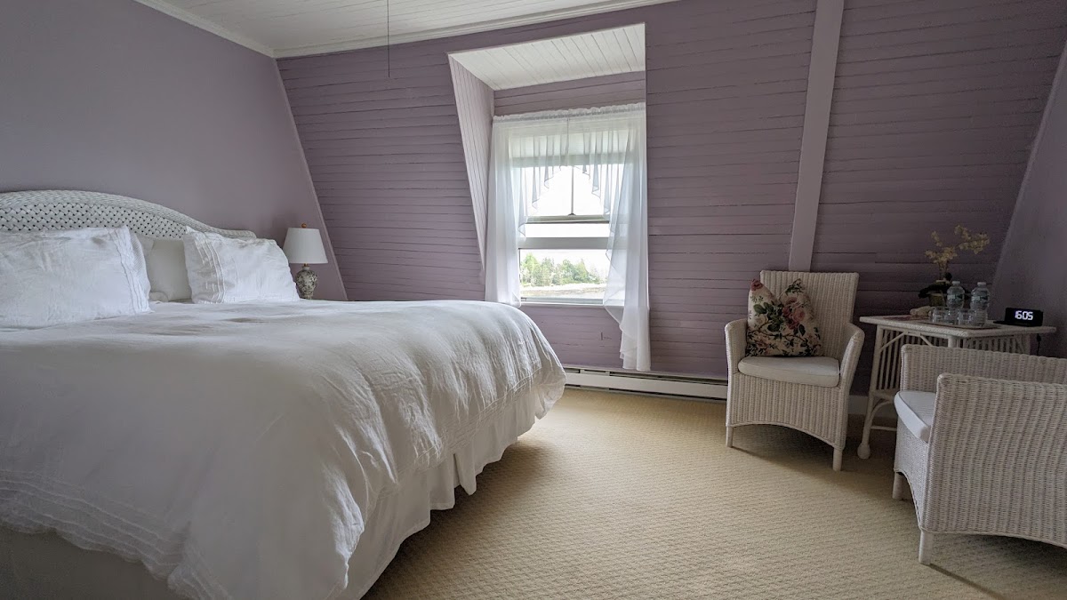 Grey Havens Inn photo 2
