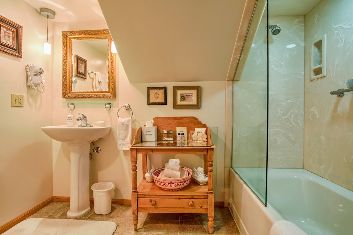 Ashland Creek Inn photo 3