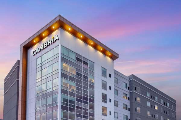 Cambria Hotel Niagara Falls