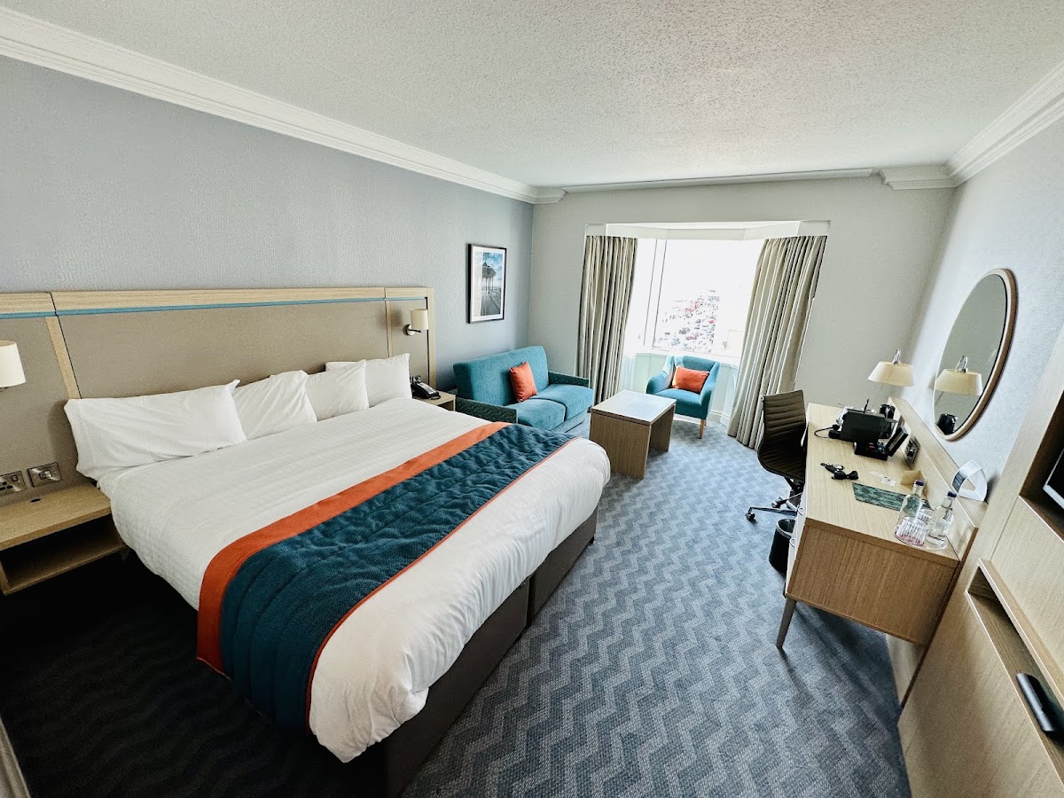 Leonardo Royal Hotel Brighton Waterfront photo 2