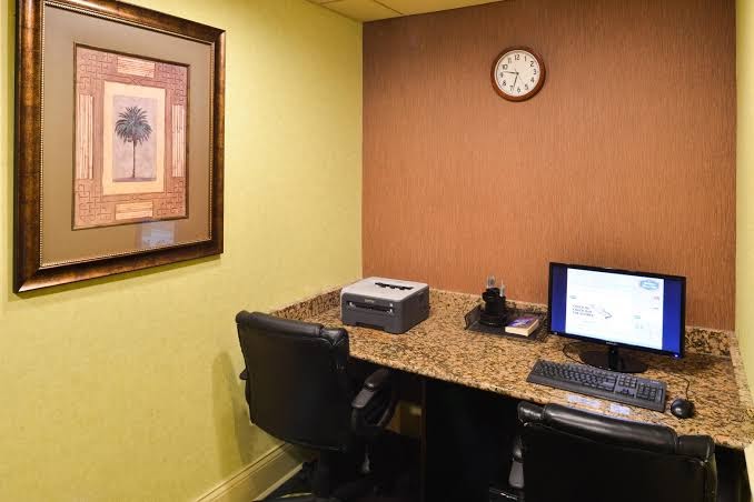 Hotel Alice at Atlantic Beach photo 3
