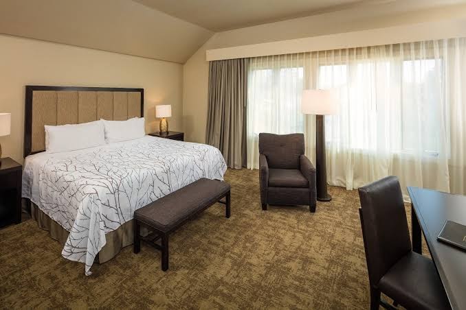 Eagle Ridge Inn photo 2